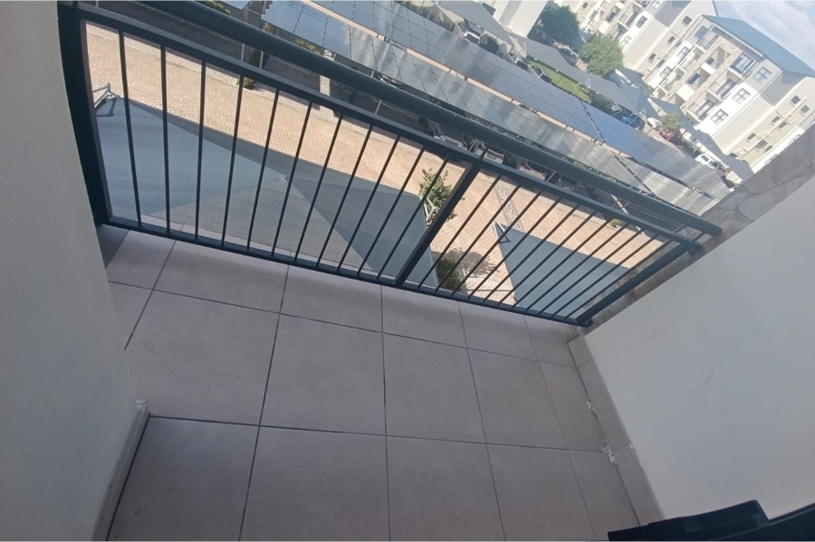 1 Bedroom Property for Sale in Sandown Western Cape